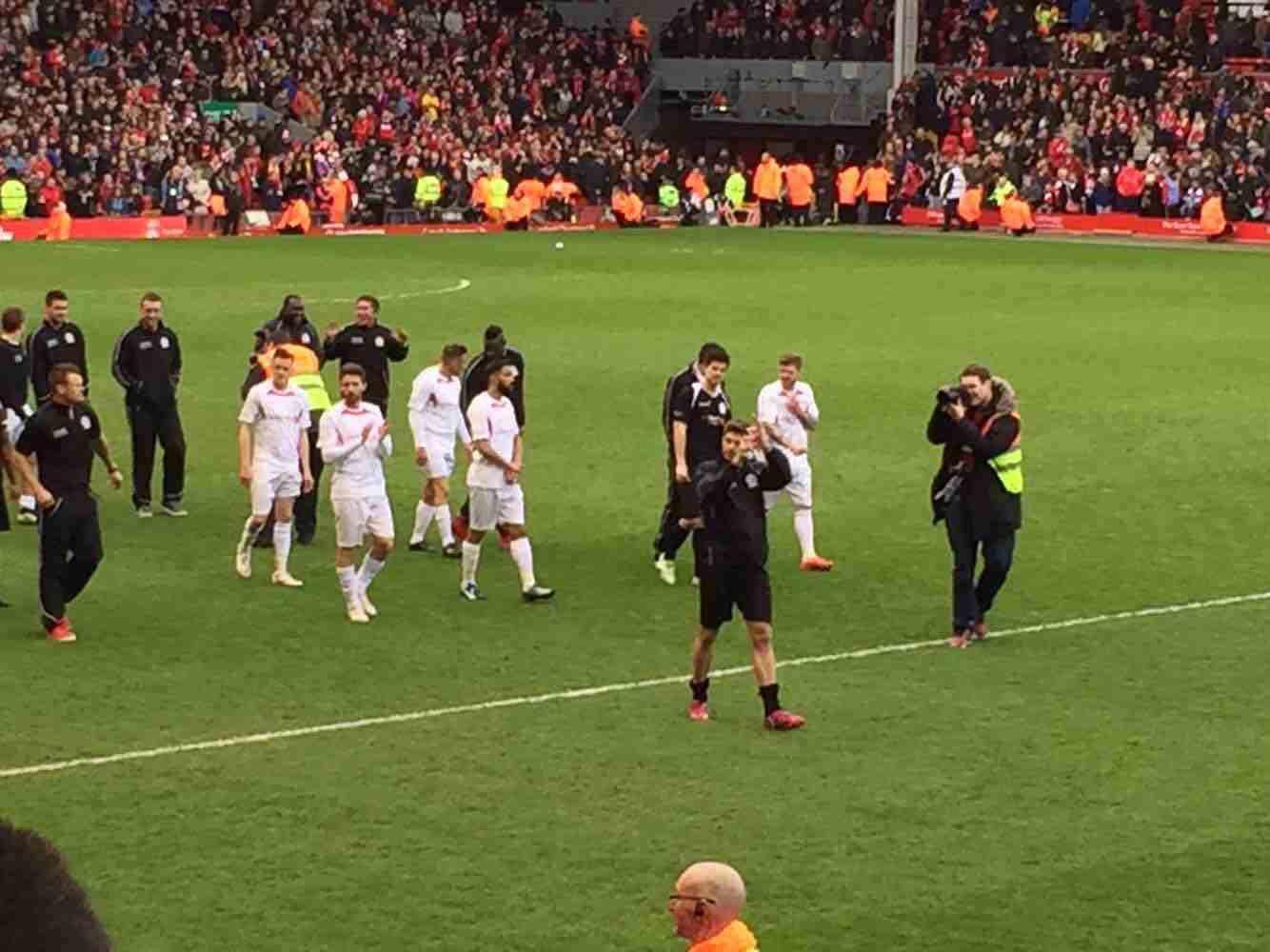 信息稀缺且 信息稀缺且