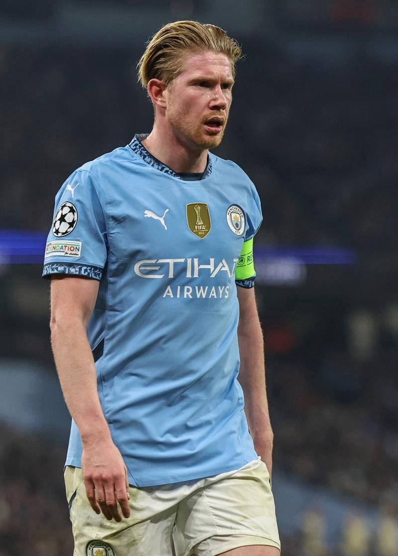 他又用自嘲 他又用自嘲