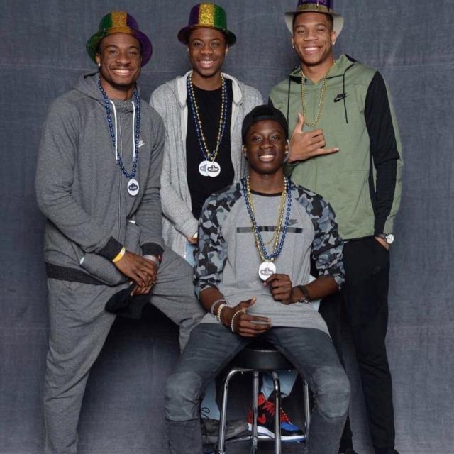 对比成熟门 对比成熟门