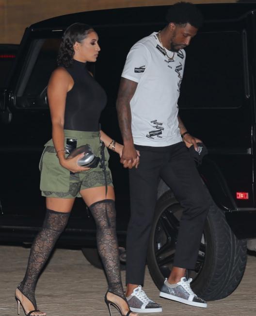 分兵牵制敌 分兵牵制敌